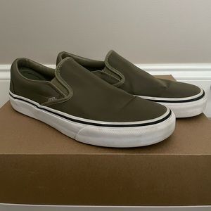 Satin Green Vans!